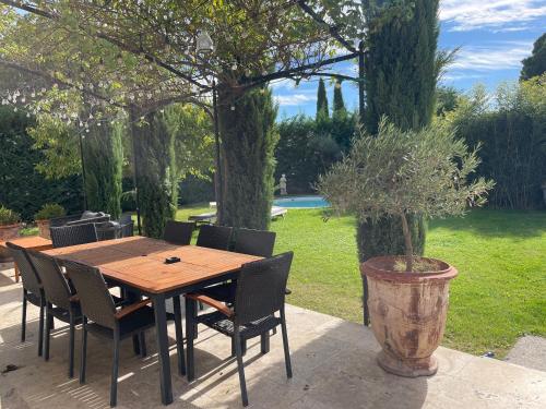 Villa proche d'Avignon. - Accommodation - Le Pontet