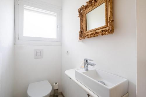 Villino Aurora by VacaVilla