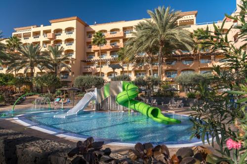 Elba Sara Beach & Golf Resort - 전망
