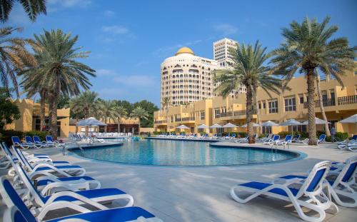 Piscina, Al Hamra Village Hotel in Ras Al Khaimah