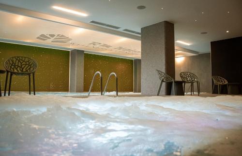 Pezsgőfürdő, RM Hotel Wellness & Congress in Prievidza