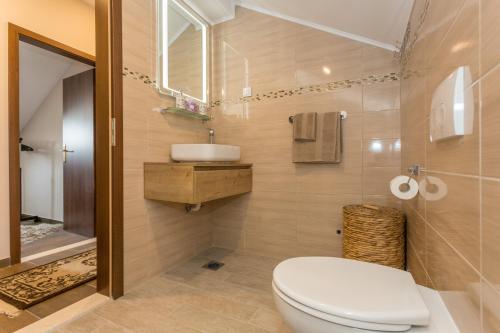 Apartment Ivana - image 11