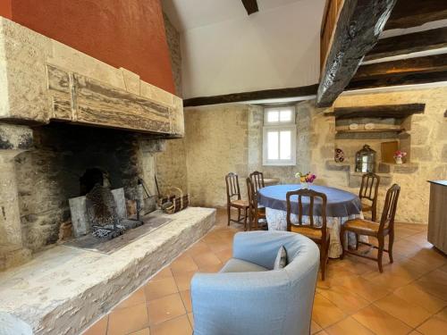 Le Gîte du Prieuré (Le Gite du Prieure) in Bellefond