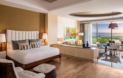 Grand Luxxe with free Golf in Nuevo Vallarta , Mexico