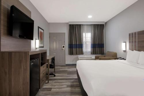 Quality Inn near Casinos and Convention Center