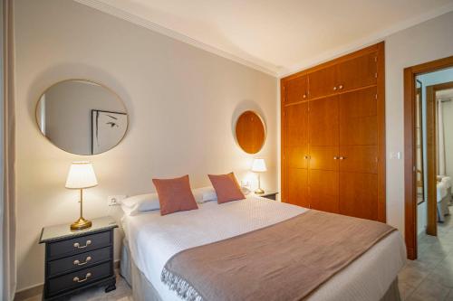Apartment with Sea View image 10