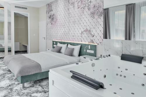 Tulip Inn Żyrardów - Hotel