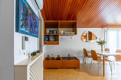 Sea View Charm - Mondello Apartment with Terrace, Palermo (zdjęcie 9)