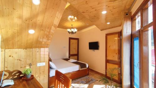 Vintage Woods Inn