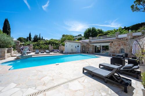 Villa Caroubiers - Location, gîte - Mougins