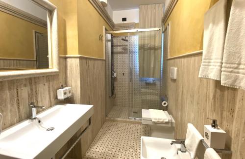BHB Hotel - image 12