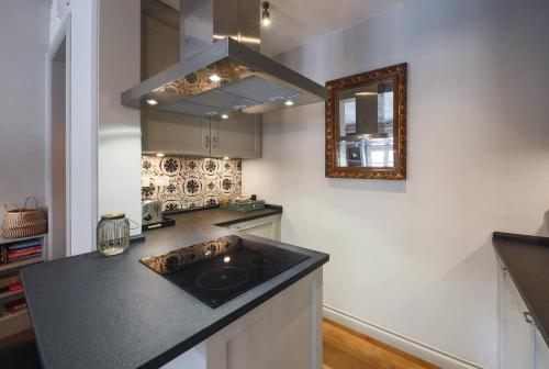 Apartments Florence - Pitti 8 with amazing view - image 2