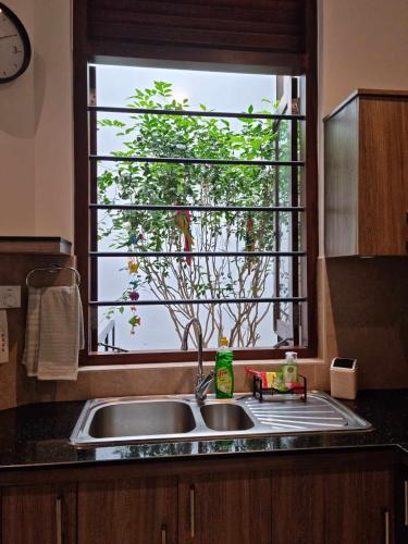 Kitchen, Still Waters - A Cottage by the Lake! in Ratmalana Airport