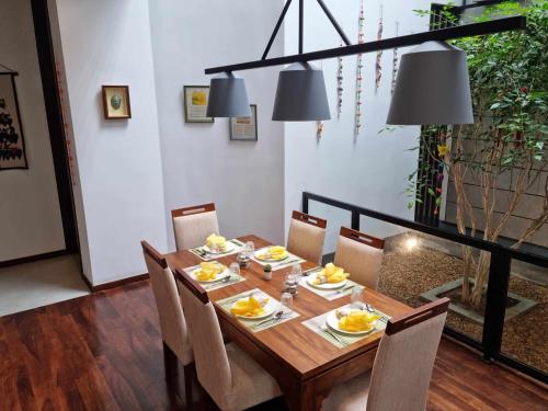 Facilities, Still Waters - A Cottage by the Lake! in Ratmalana Airport