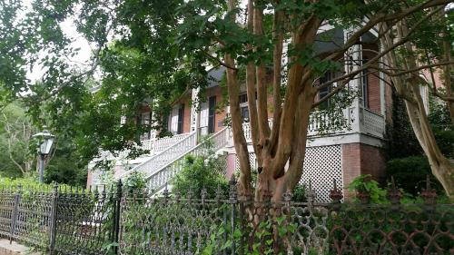 Corners Mansion Inn - A Bed and Breakfast - 편의 시설/서비스
