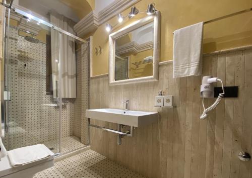 BHB Hotel - main image