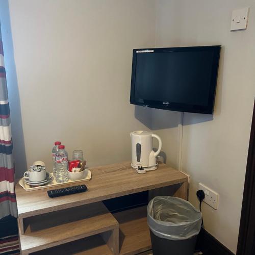 The Yeats County Inn Hotel - image 2
