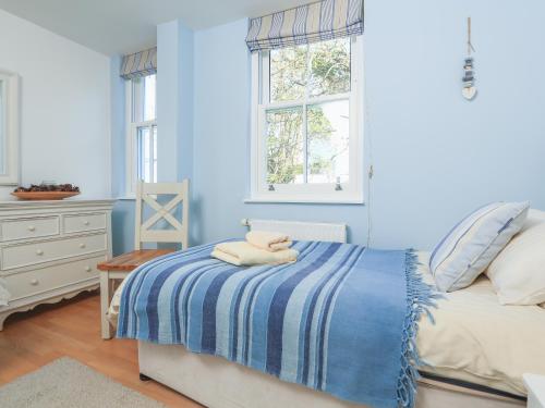 15 Combehaven - image 14