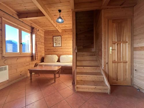 Chalet La Joue du Loup, 4 pièces, 8 personnes - FR-1-651-11