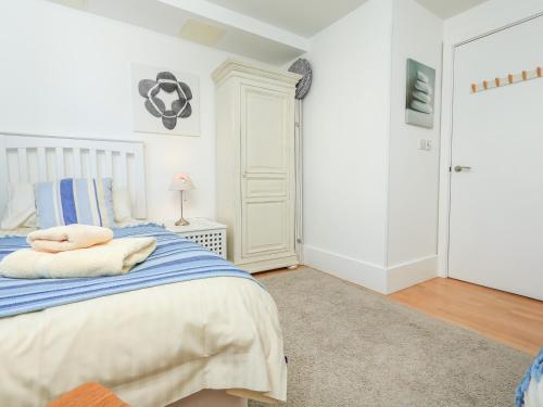15 Combehaven - image 13