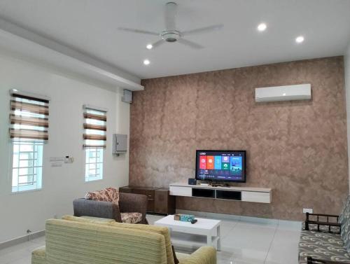 [New] Comfy Semi-D - 14pax@5-6 parking