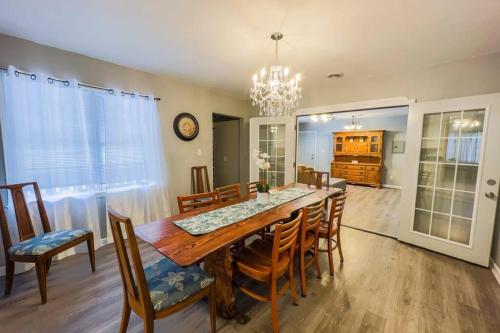 Spacious 3BR 3 Bath close to Niagara Falls in Niagara Falls, USA