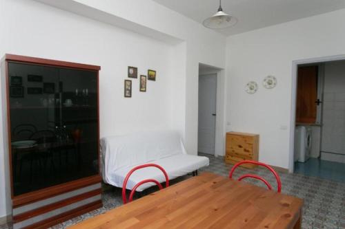 Two-Bedroom Apartment image 6