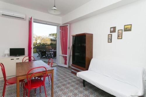 Two-Bedroom Apartment image 5