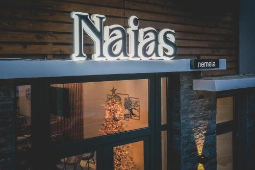 Naias Nemeia Luxury Rooms 4