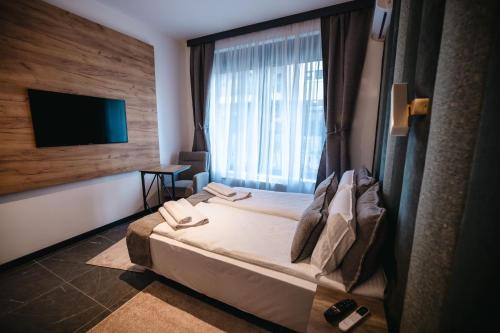 1 double bed