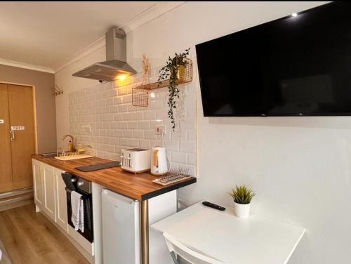 Cosy & Convenient space near M1, EM Airport & City, Nottingham