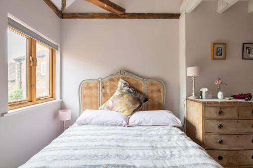 Luxury Apartment, The Barn, Cookham