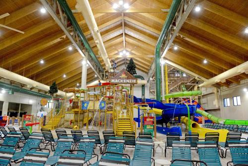 Great Wolf Lodge Colorado Springs - image 14