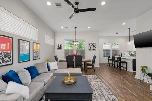 The Oasis Luxury Retreat near Downtown in Houston, USA
