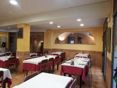 Étterem, Apartamentos Fonda Finet in Sant Feliu De Pallerols