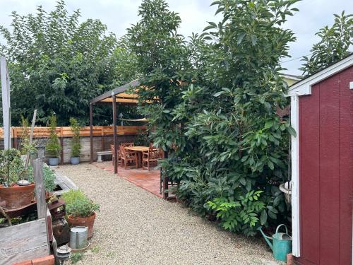 Eastside Costa Mesa house in Costa Mesa, USA