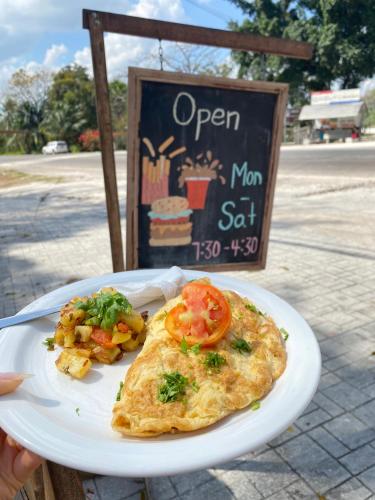 Restaurant, The Mayan Garden in Orange Walk