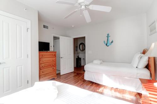 1010 Ocean Palms 201 in Isle of Palms, USA