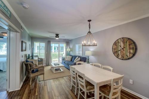 101A Oceanside in Isle of Palms, USA