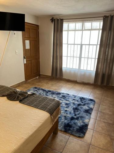 Double Room image 6