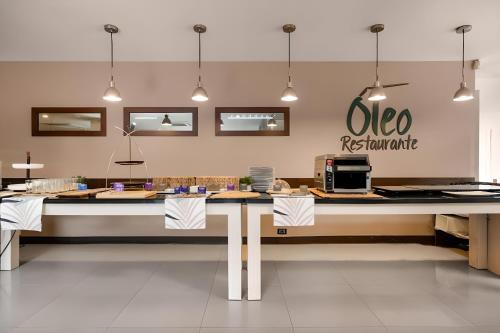 Leblon Suites Hotel Milla de Oro, Медельин (фото 10)