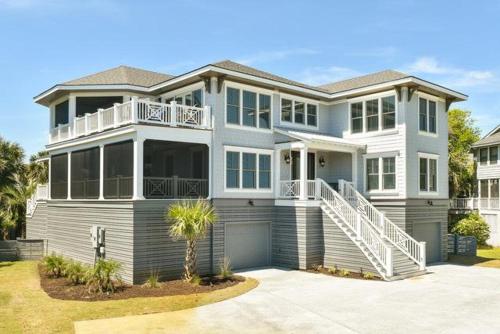3 46th Avenue in Isle of Palms, USA