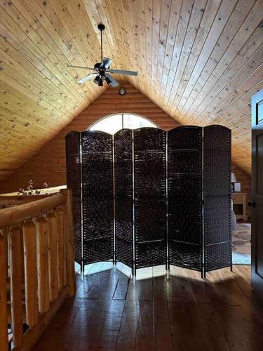 Rustic U.P. Retreat in Marquette in Harvey (MI)