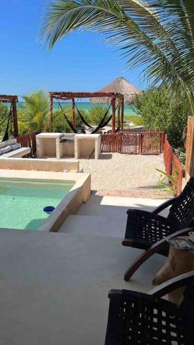 Villa Alba en Playa San Bruno in Xtampú, Mexico