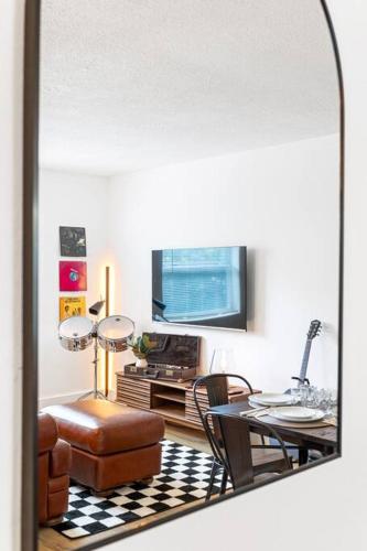 Musicians Lounge - 2 BR with parking asssigned in Fort Lauderdale, USA