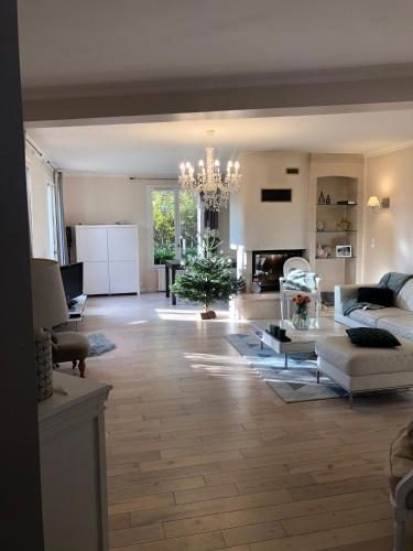 Charmante maison à 30 minutes de # Paris - Location, gîte - Conflans-Sainte-Honorine