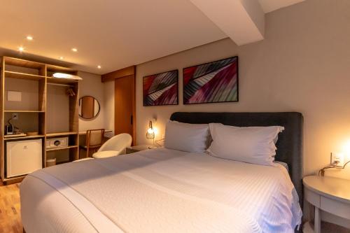 Suite with Balcony image 2
