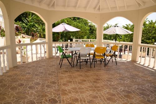 المرافق, دار ضيافة ريتريت (Retreat Guest House) in Corral Spring