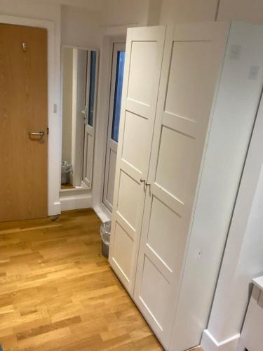 Lovely Private Rooms in Euston, Central London 3