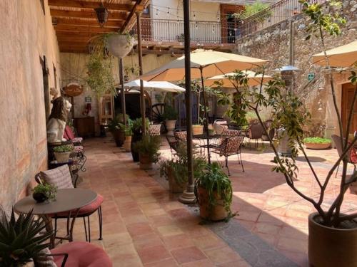 ทัศนียภาพภายนอกโรงแรม, Hotel Amor y Paz in เรอัล เด กาตอร์เซ